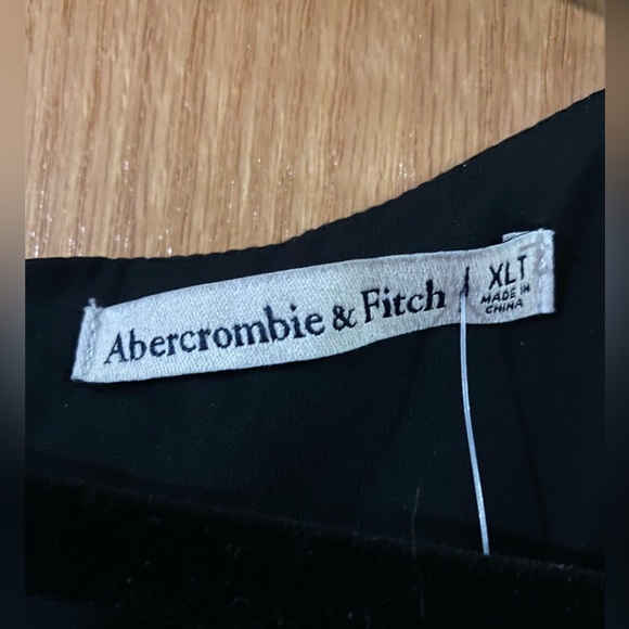 Abercrombie & Fitch Dresses & Skirts - NWT Abercrombie & Fitch black Dress